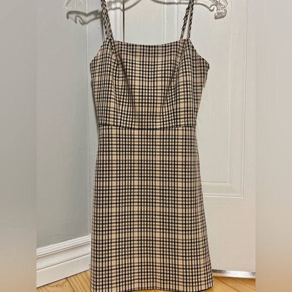 Aritzia Wilfred Mini Structured Dress - Picture 1 of 4